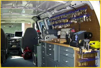 Cincinnati Speedy Locksmith Cincinnati, OH 513-642-8026 Cincinnati Speedy Locksmith Cincinnati, OH 513-642-8026 - 16-mobile-locksmith-near-me